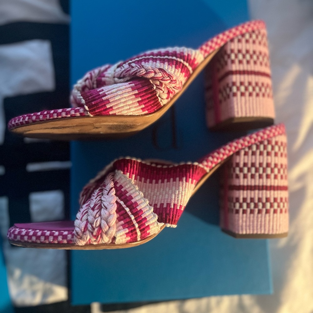 Almost new Antolina Paris pink woven block heeled open-toe sandals. With box. - Picture 8 of 8